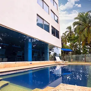 Oceania 3*, Cartagène Colombie